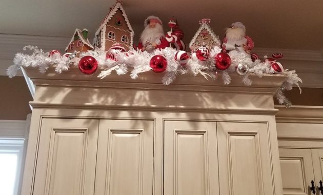 Above kitchen cabinet christmas decor