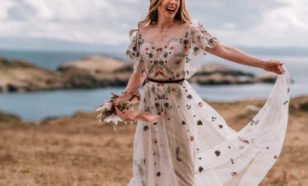 Flowy floral dress for wedding